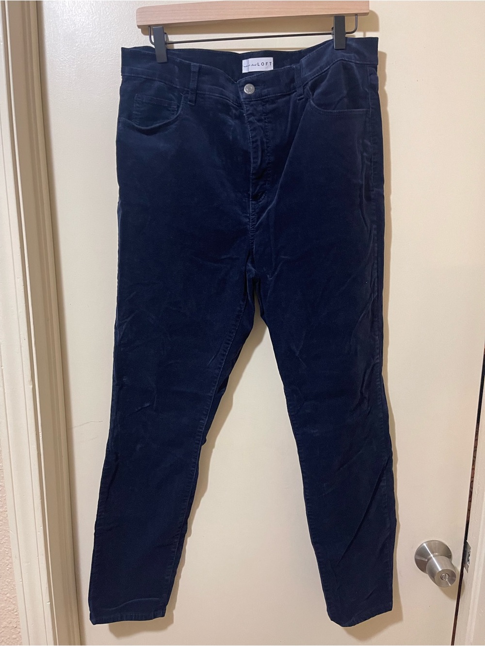 LOFT Women’s Dark Navy Corduroy Tapered Pants